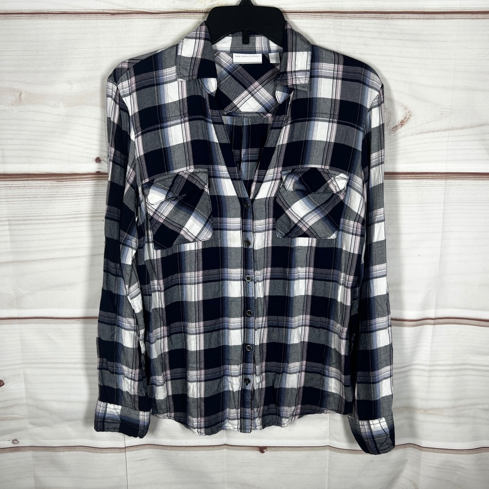 New York & Company Plaid Button Up Shirt Womens Medium‎ Navy Long Sleeve Top